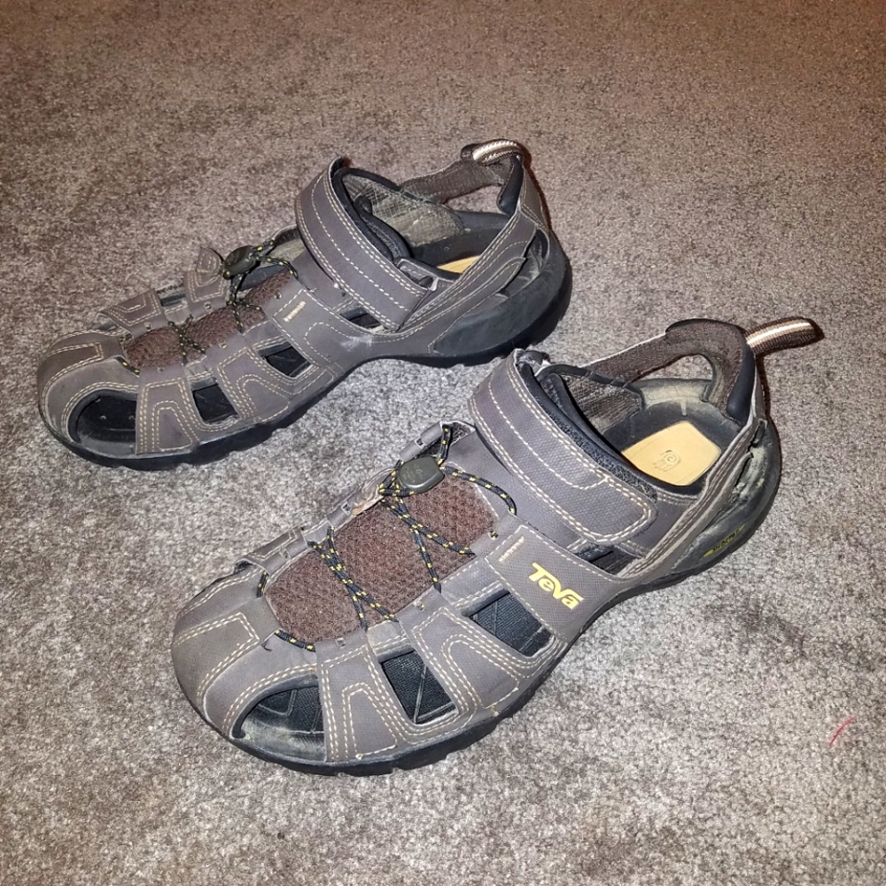 Teva Forebay Mens Shocpad Sandals 9us.